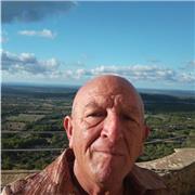 Licenciado y máster en educación especialidad en español y literatura con más de treinta años de experiencia